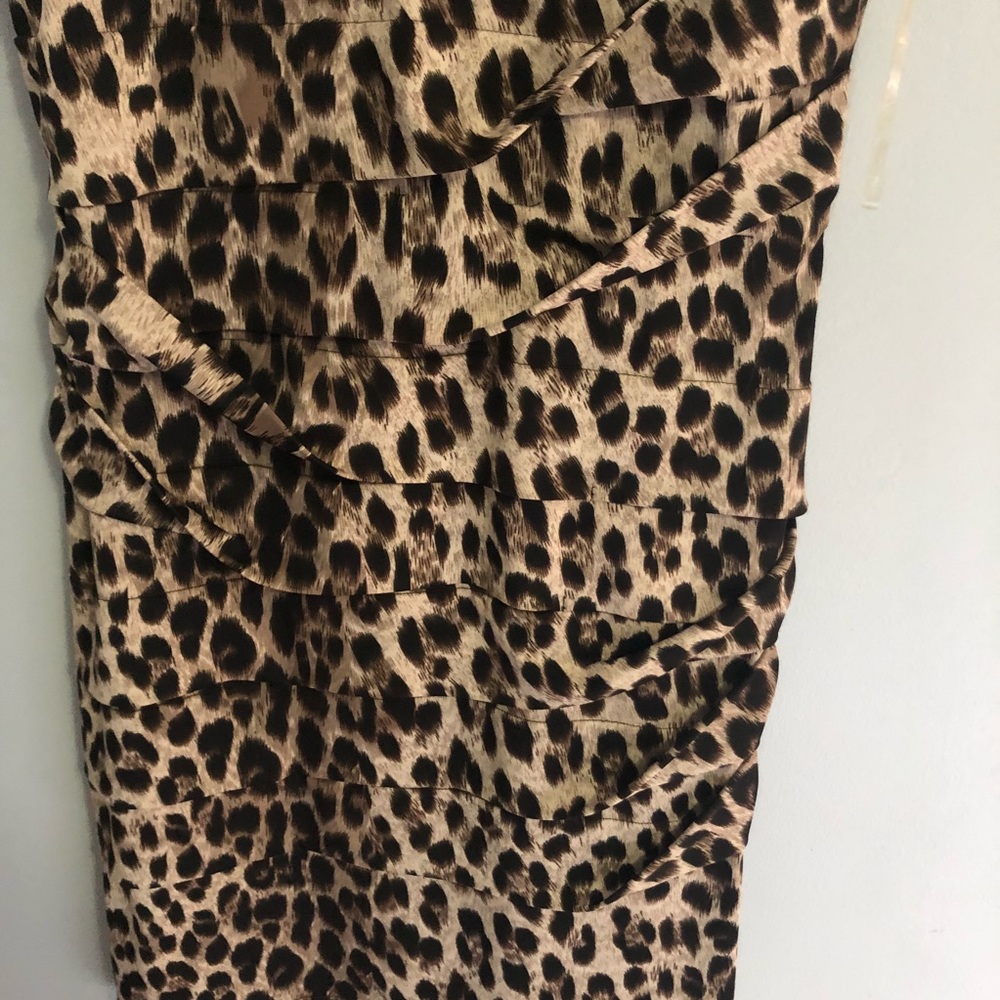 Mini Leopard low cut ridge dress - Picture 3 of 6